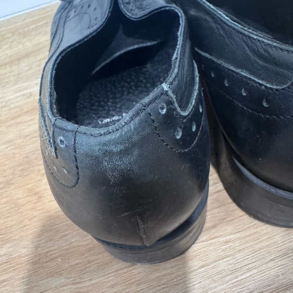 Black Leather Oxford Shoes - Picture 7 of 10